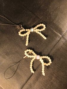 Pearl Bow Phone Charm