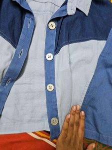 Crop shirt