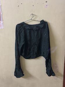 silk crop bell sleeves top