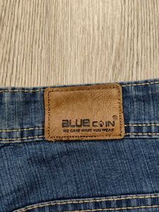 Ma2212 Blue coin jeans waist 28 inches