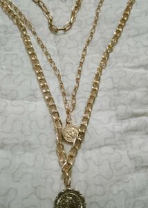 Urbanic Layered Necklace – 24 HOUR SALE ⏳