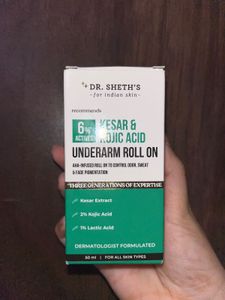 Dr Sheths Kesar & Kojic Acid Underarm Roll On