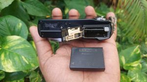 Panasonic Lumix DMC-TZ20 Camera Black