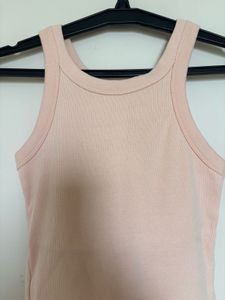 H&amp;M SOLID TANK TOP