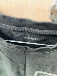 womenswear Black Graphic Tee