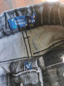 2jeans 1trackpant for boys