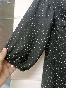 new black Polka Dot top.