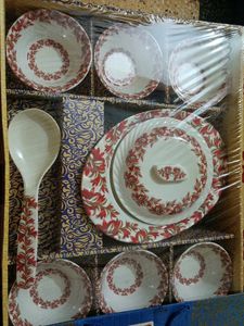 Crockery, Set of 9 Dinner 🍽️