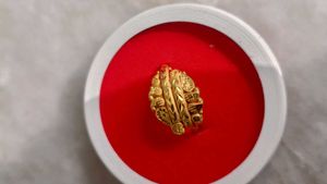 Beautiful Real Gold Ring For Women 22ct