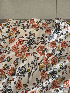 a short kurta or tunic