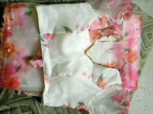 Floral Print Saree