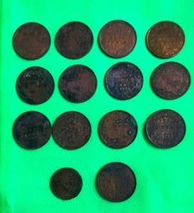 Heavily used old One Quarter Anna King George V
