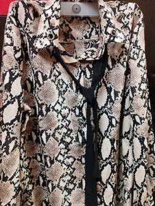 Printed Shirt With Tie For Women