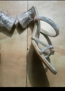 Skywell Silver Rhinestone Heels - Size 7