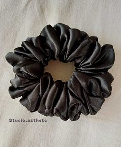 Satin Black Scrunchies🌸