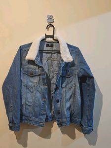 HERE&NOW Faux Fur Collar Denim Jacket