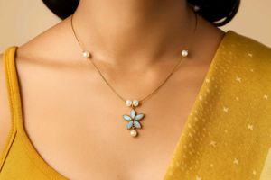Floral Pearl Necklace
