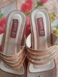 Very Beautiful And Comfortable