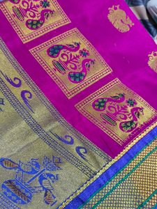 Women Magenta Saree