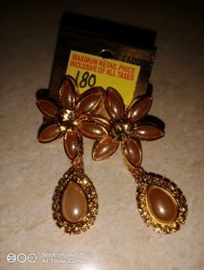 Pearl Floral Jhumka
