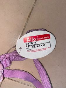 Padded Lace Lavender Bra