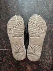 🩷Preloved Bata Flats N Others ( On Sale)🌼