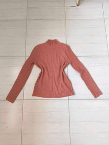 BODY FITTING NUDE PINKISH TOP