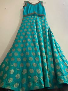 Sea Green Unused Gown Only @1200