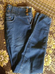 High Waisted Jeans