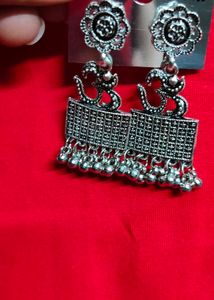 2 Beautiful Earrings