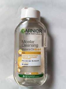 Garnier Micellar Cleansing Water