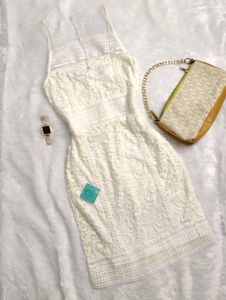 ✨White Lace Bodycon Dress✨