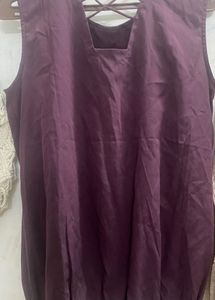Elegant meroon Sleeveless Top