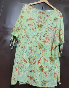 Fluorecent Green 🟢 Printed Top For 50 Bust