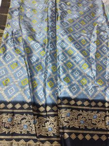Grey saree