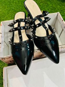 Bella Rosa Studded Mules