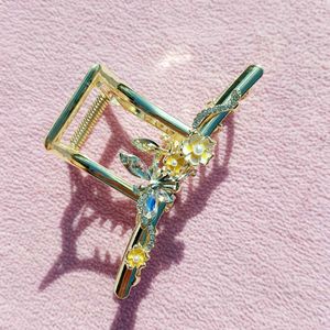 Korean  Golden Metal Hair Clip🆕