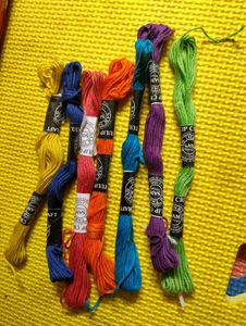 Croatia Thread And Velvet Balls