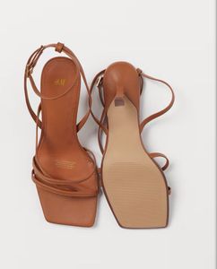 H&amp;M Brown Solid Heels