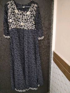 Elegant Floral Print Kurta