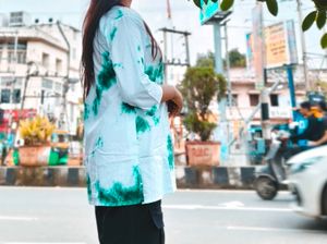 Chikankari Short Kurta