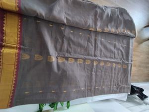 Grey and Maroon Saree (Women&#39;s)