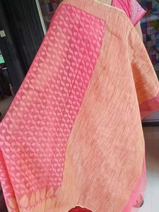 Women Saree N Blouse