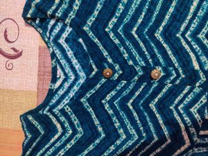 Beautiful Navy Blue Chevron Print Dress