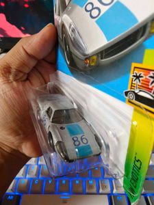 Hot Wheels Porsche 904 Carrera GTS