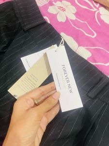 FOREVER NEW Striped straight leg Pants