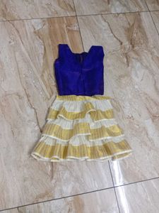 Kasavu Skirt With Top