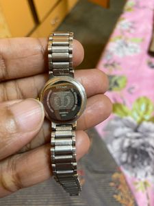 titan small dial watch