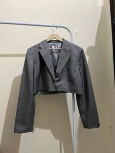 Cropped Blazer