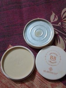 HilaryRhoda BB Compact